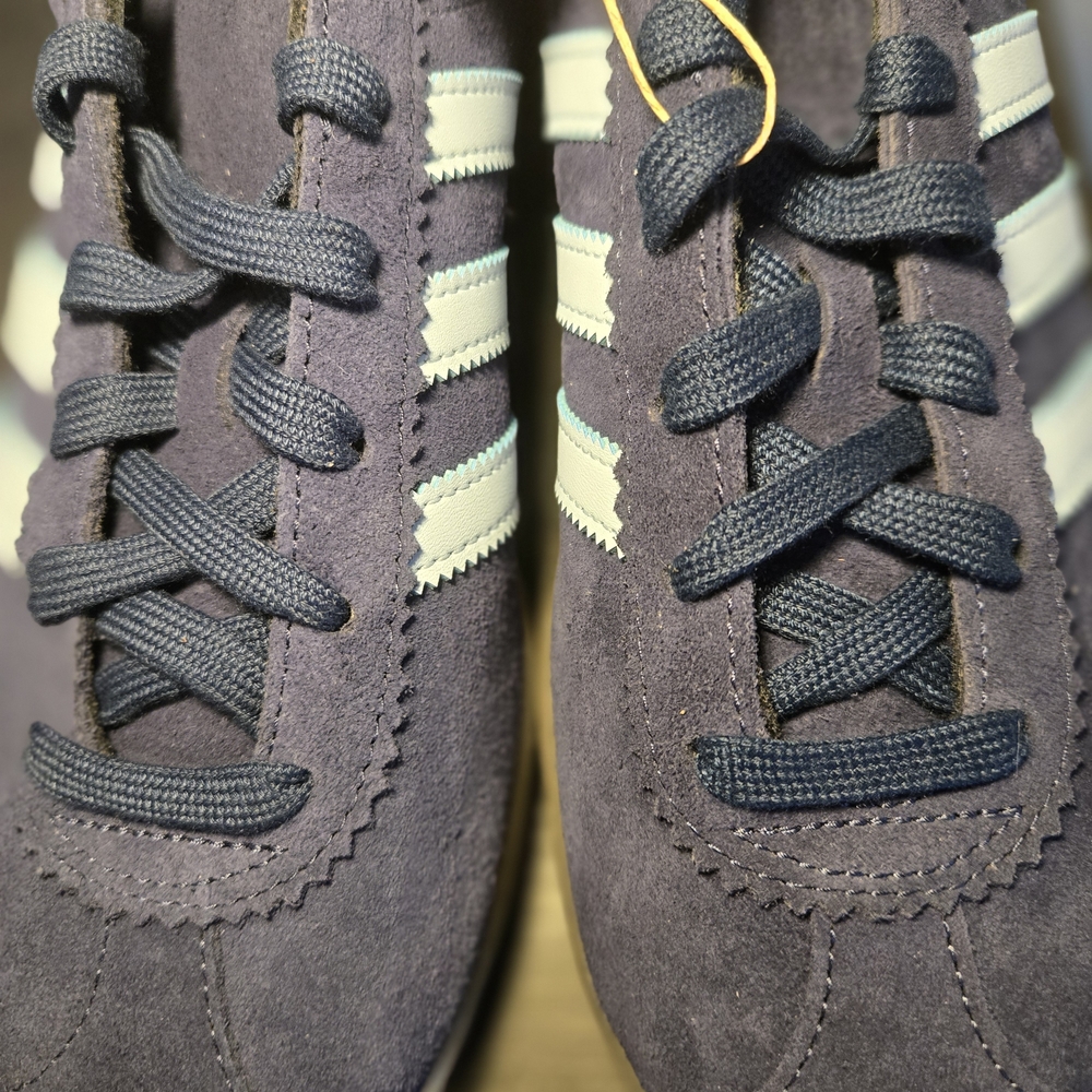 Adidas STADT SIZE 9 MEN Brand New - Picture 3 of 11